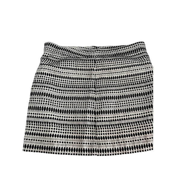 Loft Pencil Skirt Size 16 Knee Length Lined white Black Geometric - Picture 3 of 8